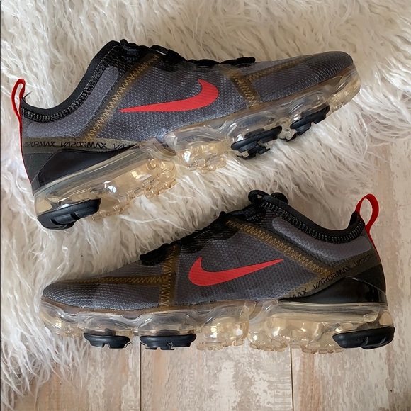 vapormax utility pale ivory